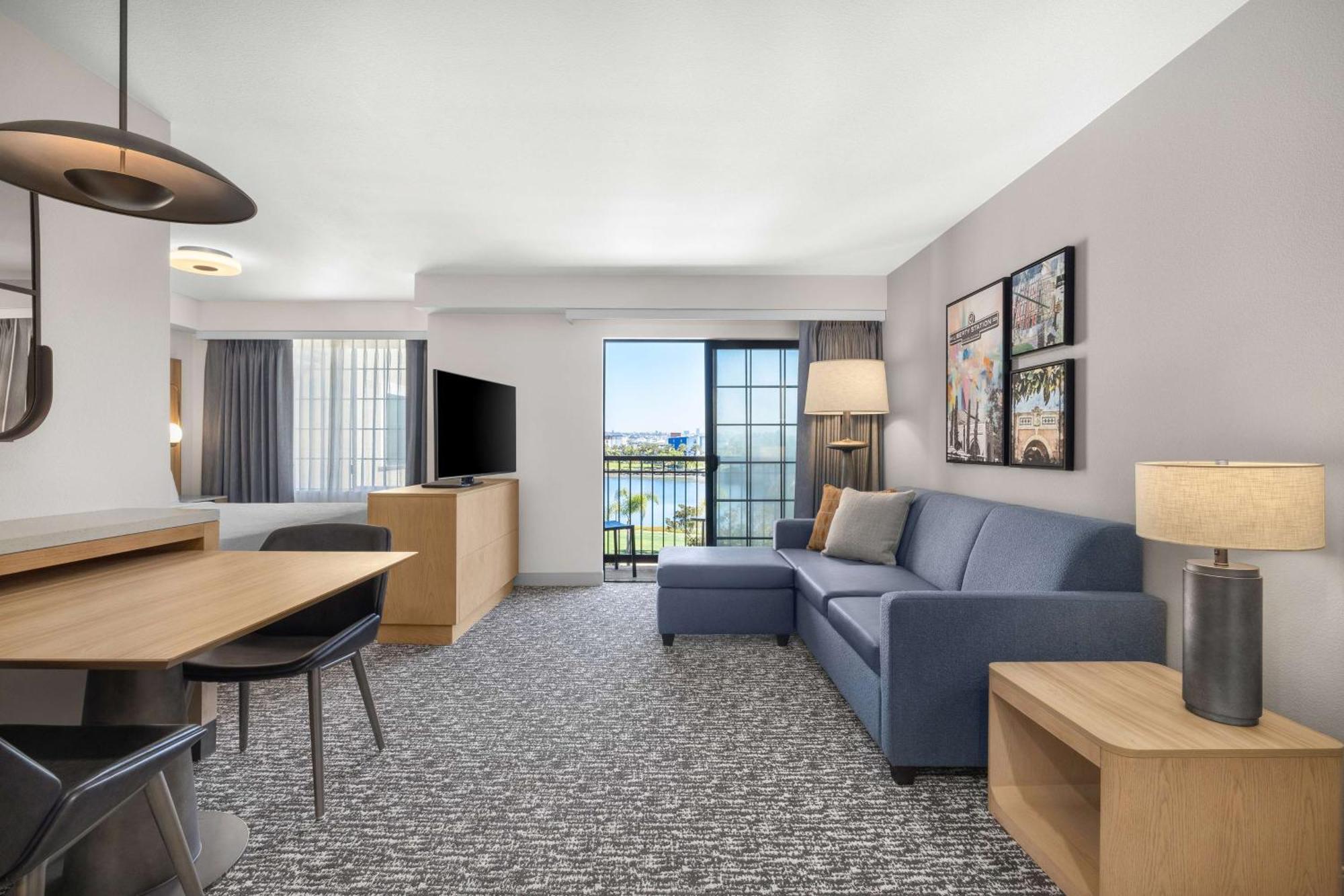 Homewood Suites By Hilton San Diego Airport-Liberty Station Ngoại thất bức ảnh